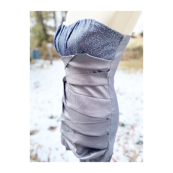 Ruby Rox Silver Metallic Mini Dress Sequins Mini Sparkle Sz 9 - Picture 10 of 10